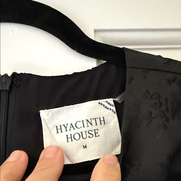 New Hyacinth House M Mini Elegant Black Dress - Picture 2 of 4